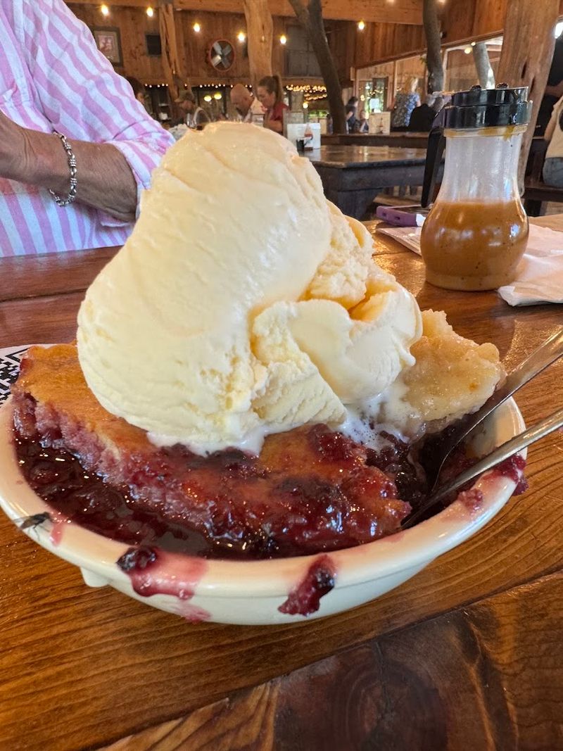 Peach Cobbler That Steals the Show Peach Cobbler That Steals the Show