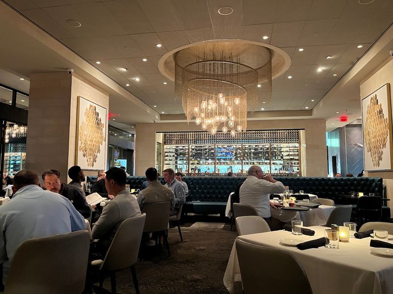 Perry's Steakhouse & Grille — Franklin