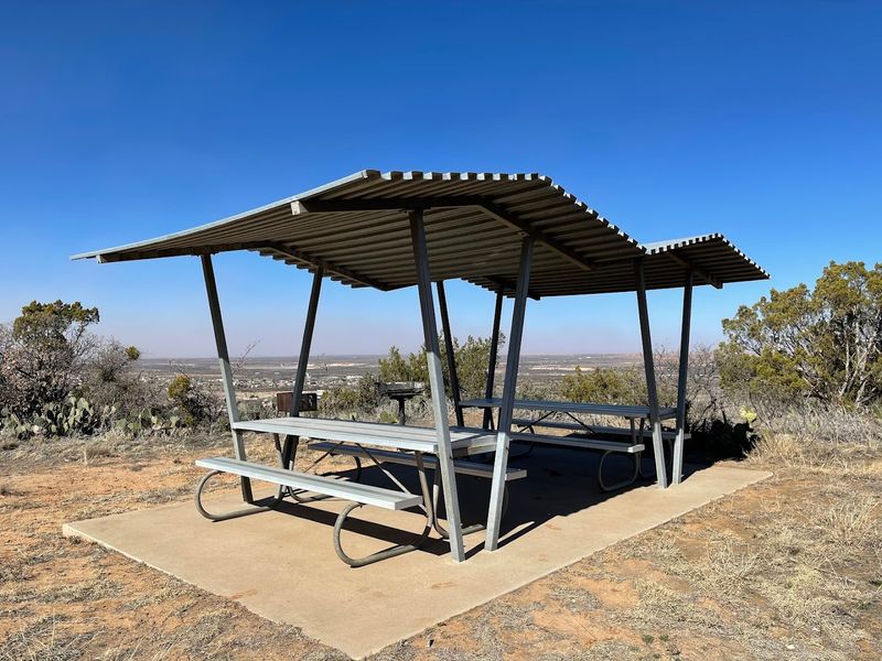 Picnic Spots That Come With Million-Dollar Views Picnic Spots That Come With Million-Dollar Views