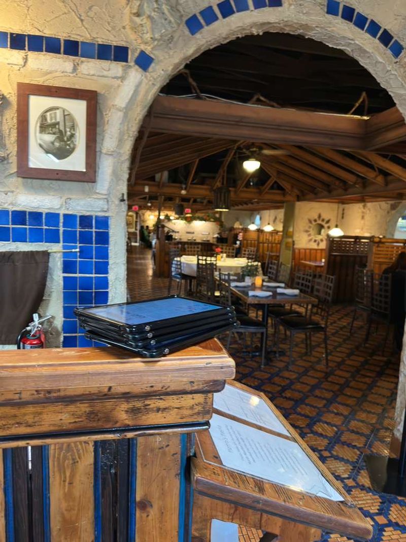 Pietro’s Italian Restaurant – Grand Rapids