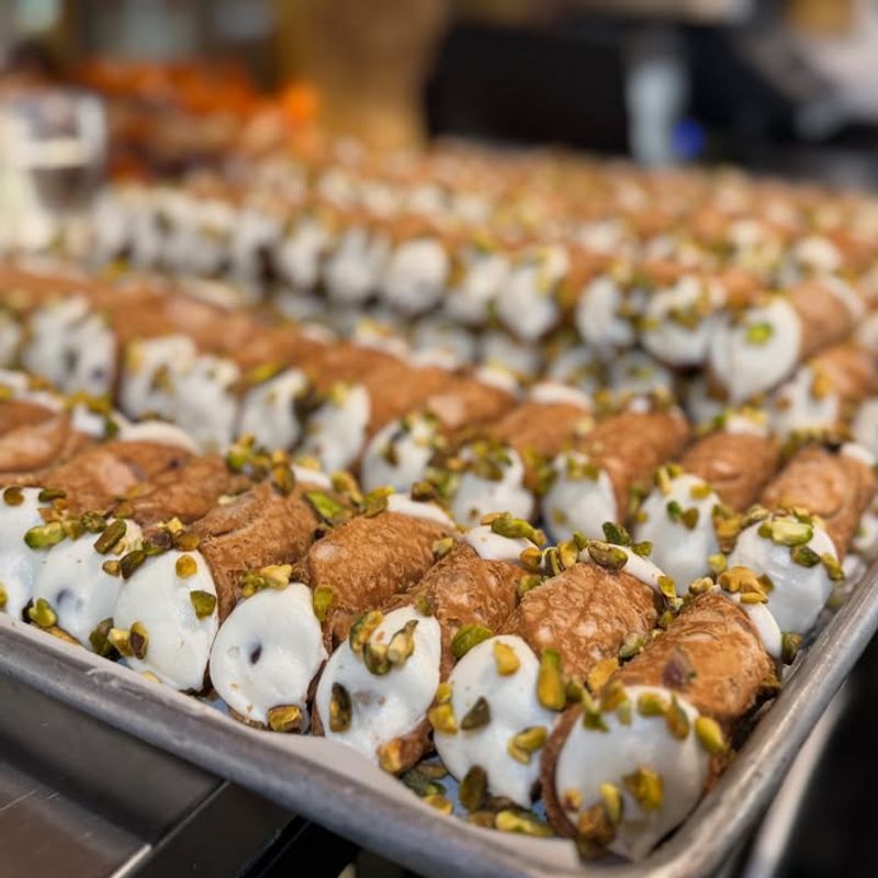 Pistachio Cannoli