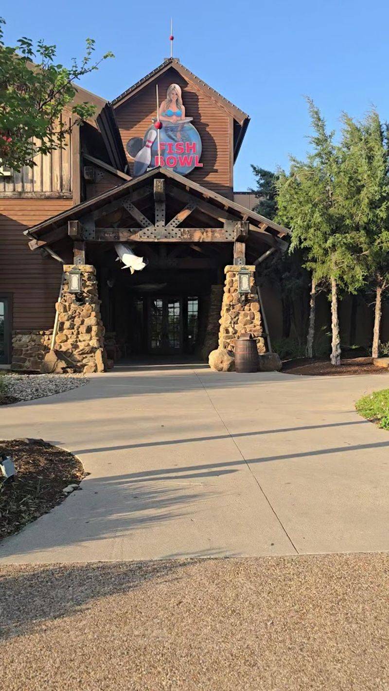 Plan Your Visit: Hours, Parking, and Contact Plan Your Visit: Hours, Parking, and Contact