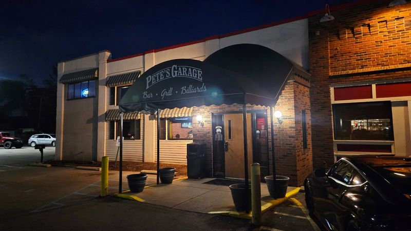 Planning Your Visit to Pete's Garage