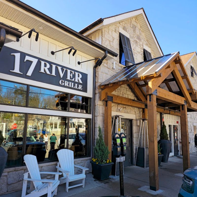 Planning your visit to 17 River Grille Planning your visit to 17 River Grille