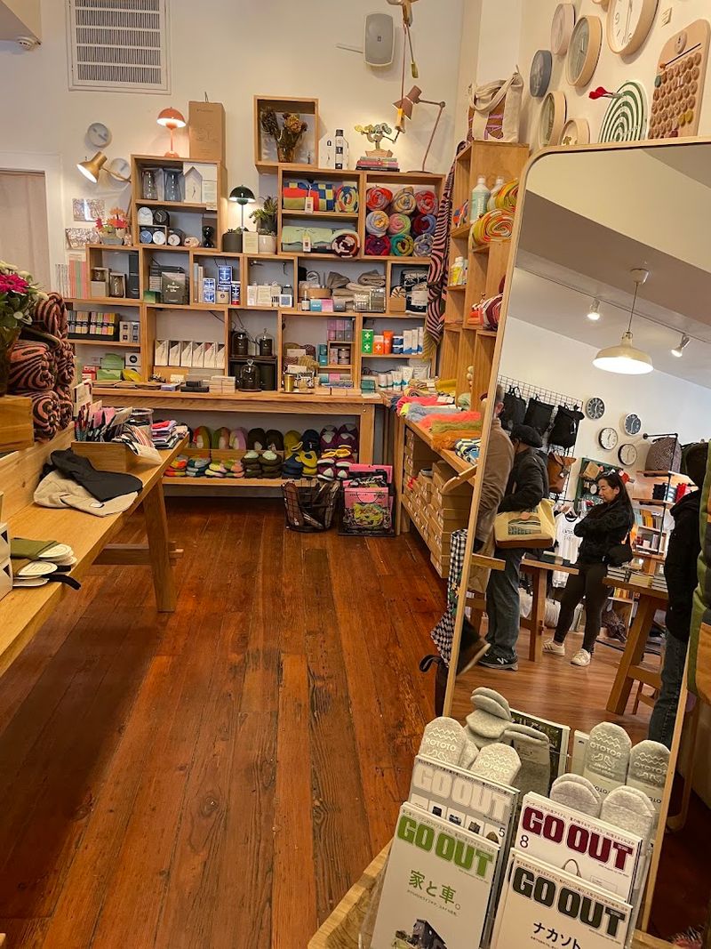 Planning your visit to Omoi Life Goods in Old City Planning your visit to Omoi Life Goods in Old City
