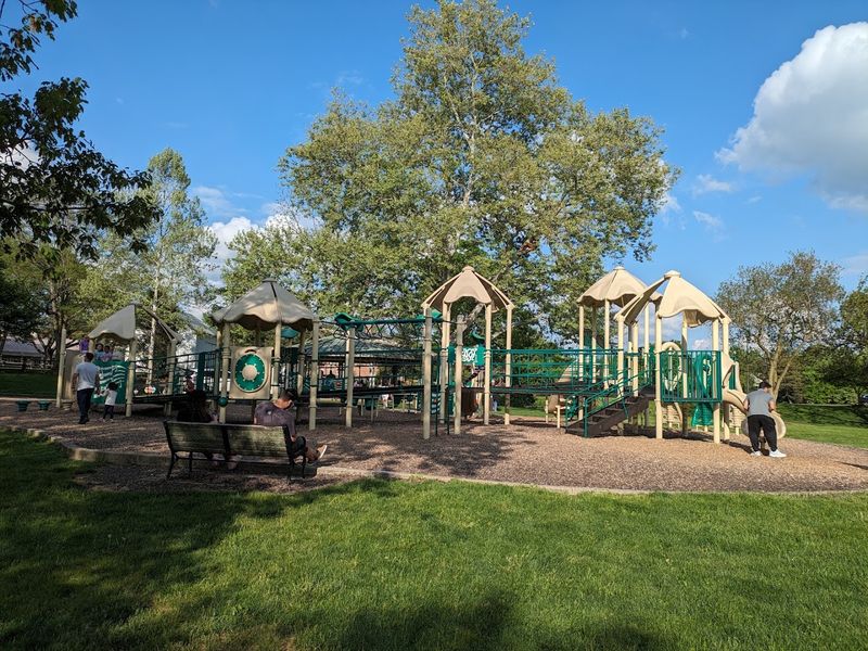 Playgrounds That Families Actually Love Playgrounds That Families Actually Love