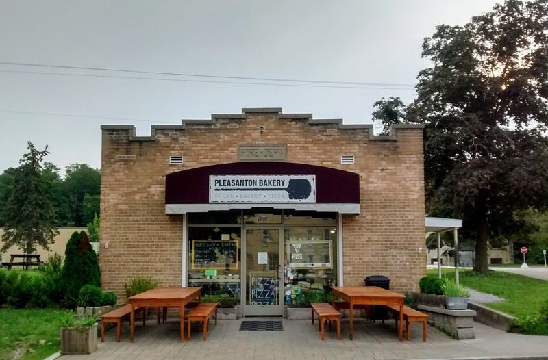 Pleasanton Brick Oven Bakery – Traverse City