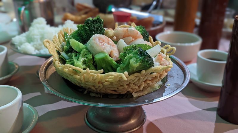 Polynesian Favorites and Chinese-American Classics Fill the Menu
