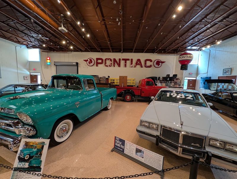 Pontiac Transportation Museum - Pontiac Pontiac Transportation Museum - Pontiac
