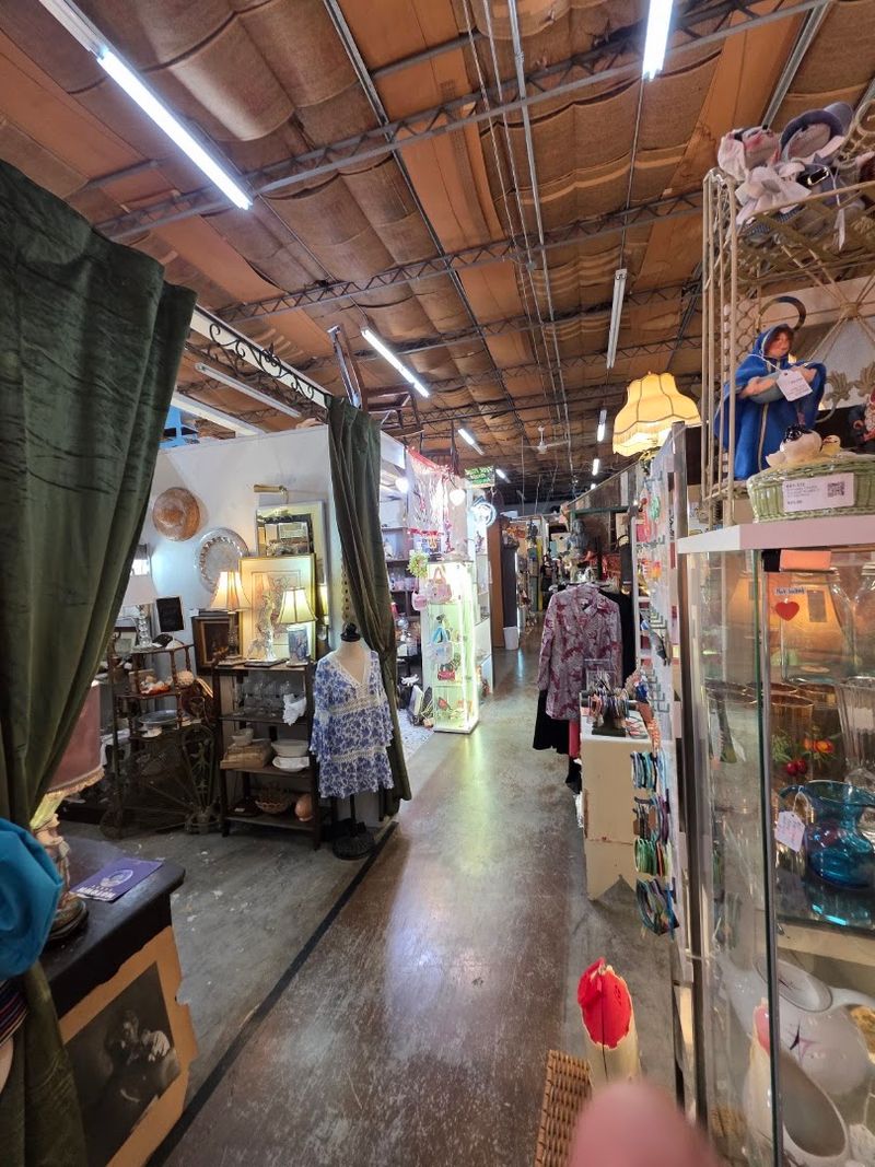 Prime Location With Convenient Hours