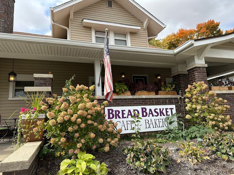Bread Basket Cafe And Bakery (Danville) Bread Basket Cafe And Bakery (Danville)