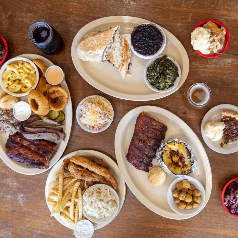 Pulled Pork, Ribs, And Hearty Plates Take Center Stage