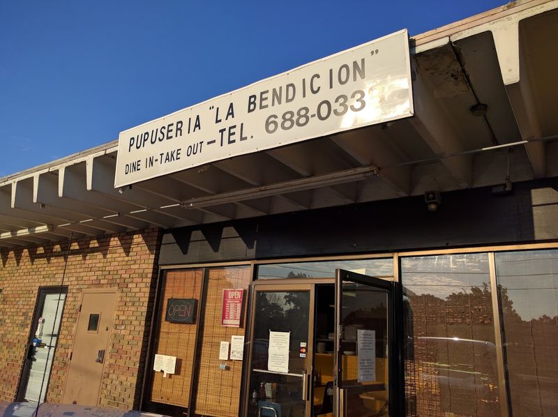 Pupuseria La Bendicion, Cleveland Pupuseria La Bendicion, Cleveland