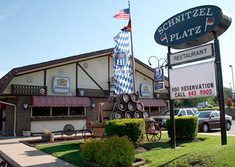A Bavarian Detour Off North Avenue
