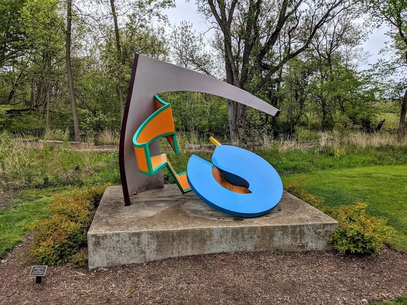 Where Contemporary Sculpture Meets Midwest Green Space Where Contemporary Sculpture Meets Midwest Green Space