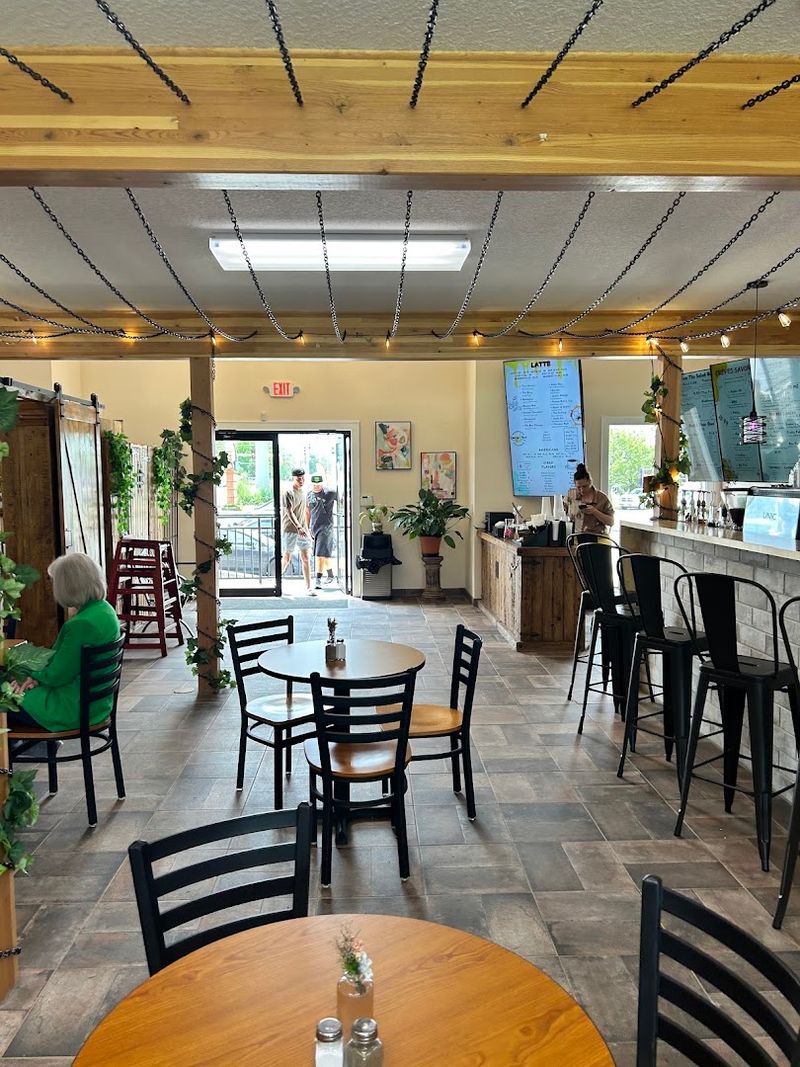 Queen’s Bee Coffee & Creperie, Joplin Queen’s Bee Coffee & Creperie, Joplin