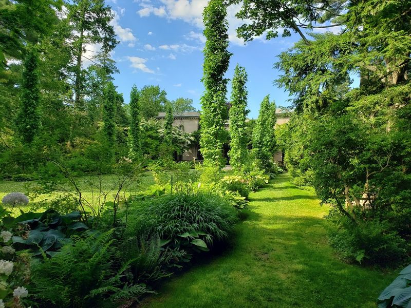 Quiet Paths Formal Gardens and Little Corners Built for Wandering Quiet Paths Formal Gardens and Little Corners Built for Wandering
