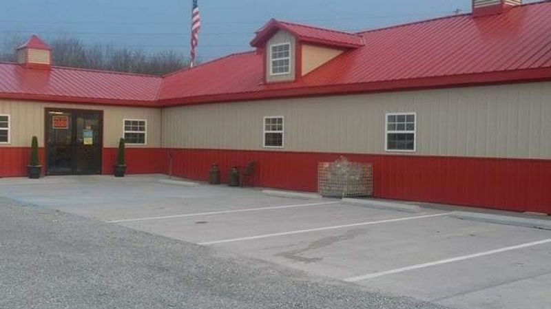 A Roadside Stop That Looks Small, Then Keeps Unfolding A Roadside Stop That Looks Small, Then Keeps Unfolding