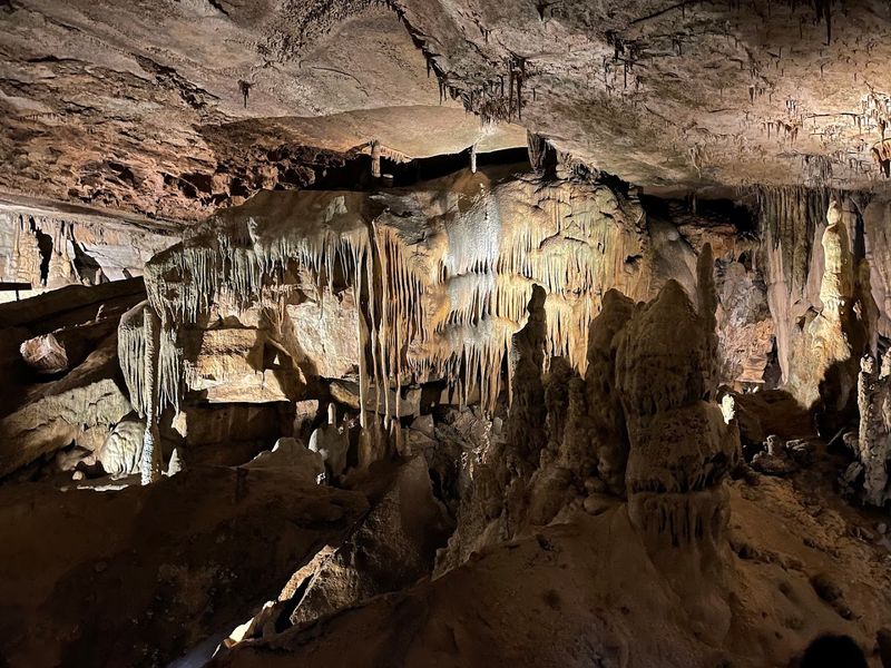 Raccoon Mountain Caverns — Chattanooga Raccoon Mountain Caverns — Chattanooga