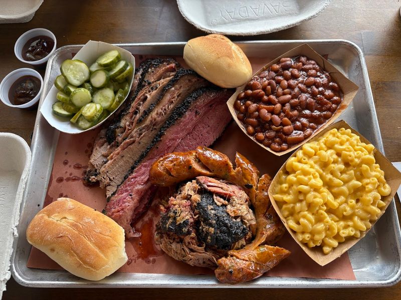 Red White & Que Smokehouse - Green Brook Township