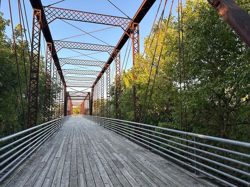Richard Moya Park