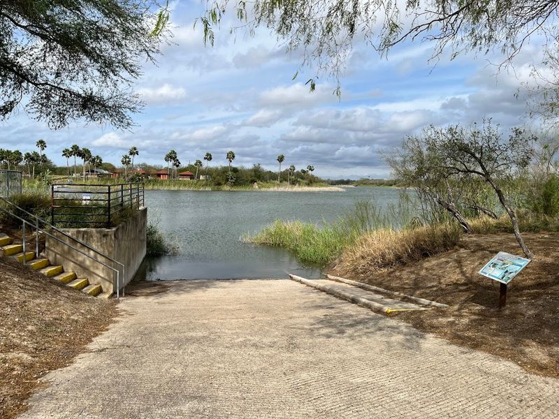 Rio Grande Trails Lead to Waterbird Wonderlands Rio Grande Trails Lead to Waterbird Wonderlands