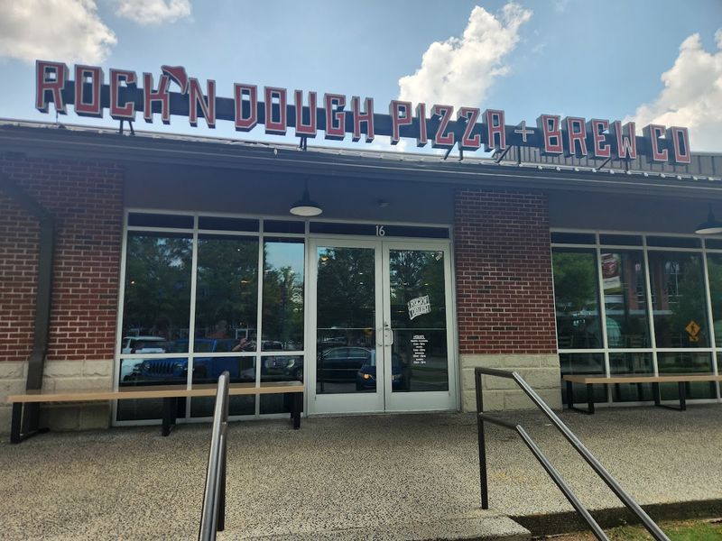 Rock'n Dough Pizza & Brewery — Jackson
