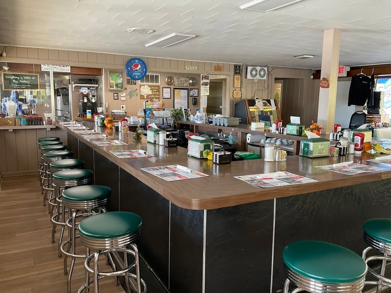 Roll-O Dairy Bar Roll-O Dairy Bar