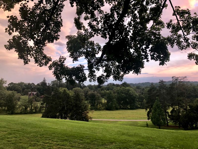 Rolling Views, Wildlife, and Sunset Calm Rolling Views, Wildlife, and Sunset Calm