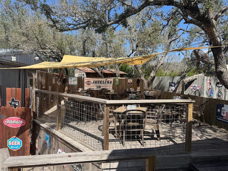 Rustic Roadhouse Atmosphere with Hill Country Charm Rustic Roadhouse Atmosphere with Hill Country Charm