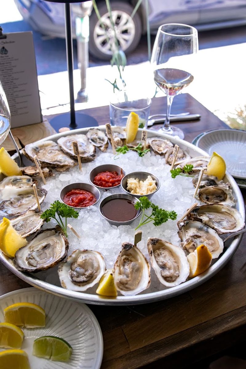 Salt Seafood & Oyster Bar