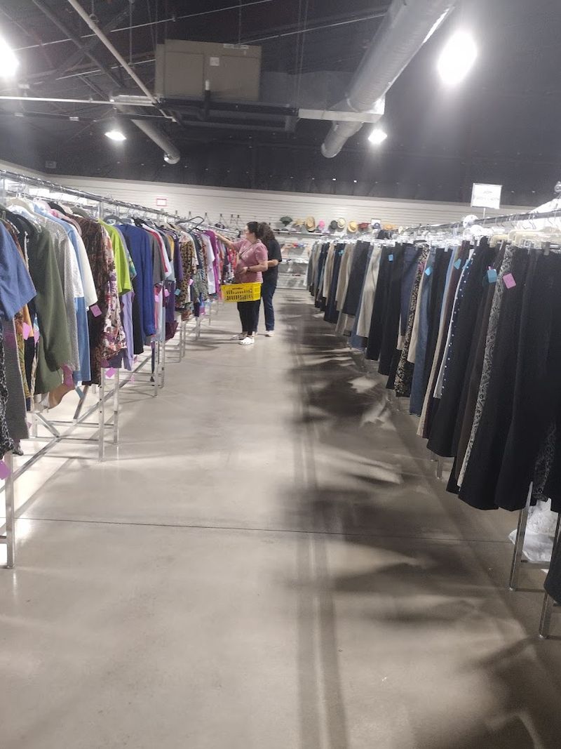 Saturday Shopping: A Calmer Alternative