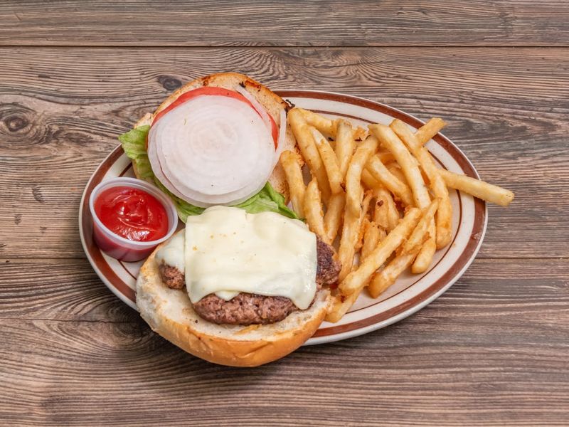 Scratch-Made Comfort Food Keeps the Menu Simple in the Best Way Scratch-Made Comfort Food Keeps the Menu Simple in the Best Way