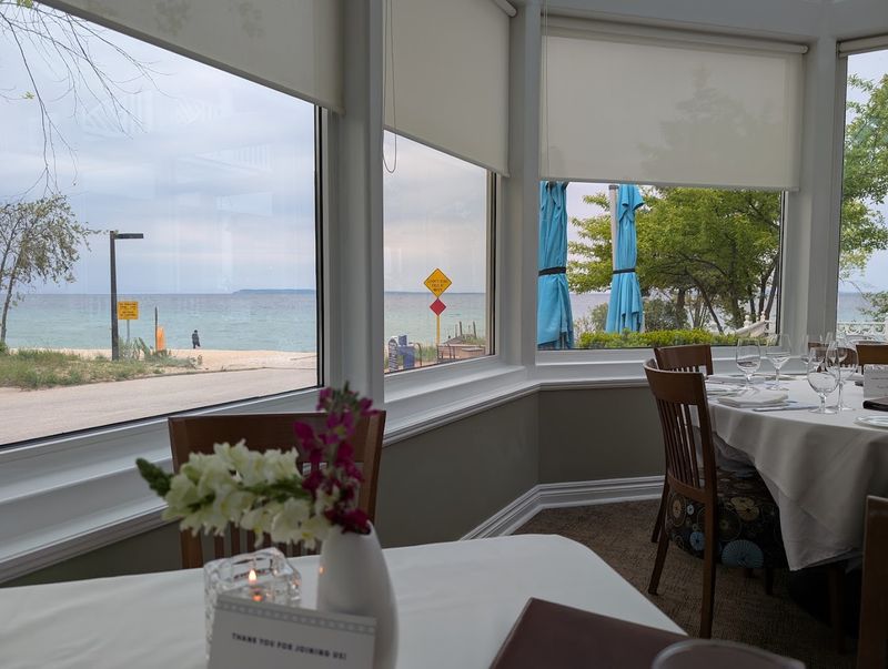 Service That Treats Every Table Like a Celebration Service That Treats Every Table Like a Celebration