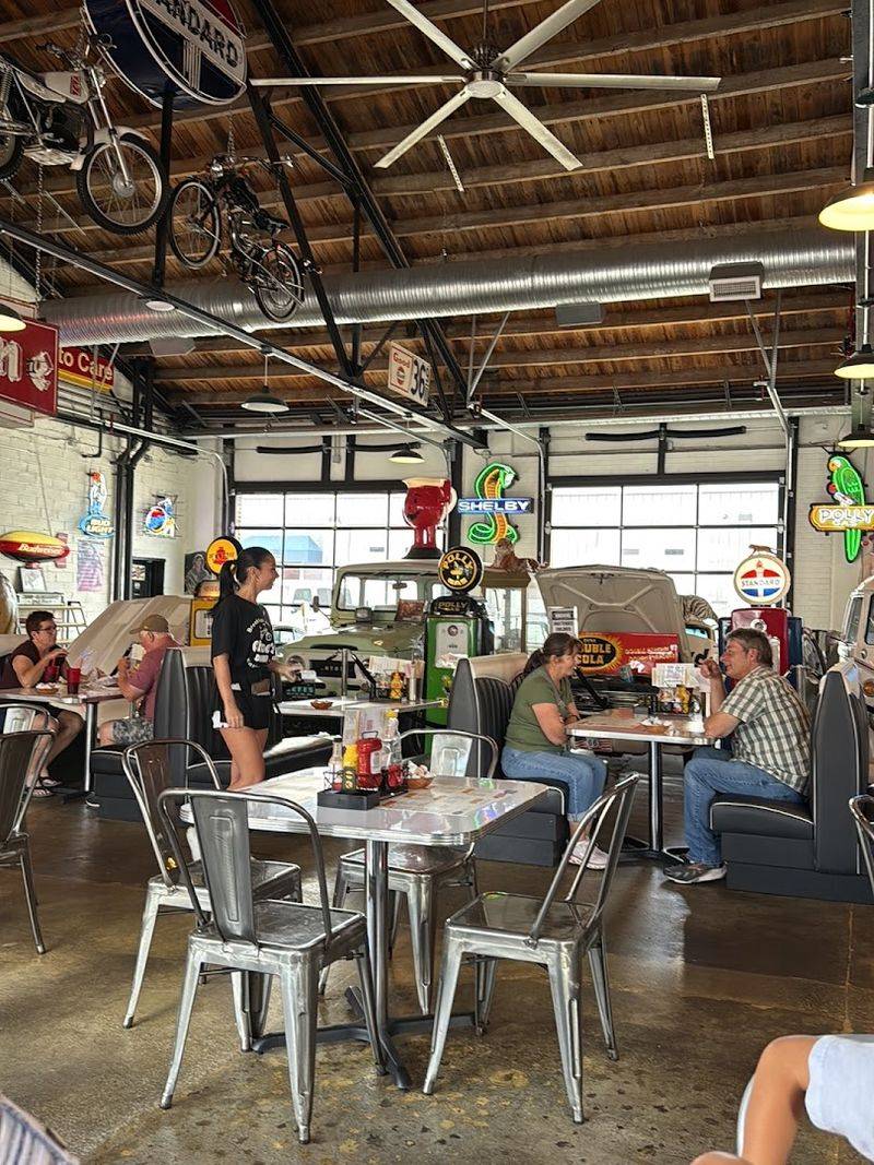 Service helps the place feel easy and welcoming Service helps the place feel easy and welcoming