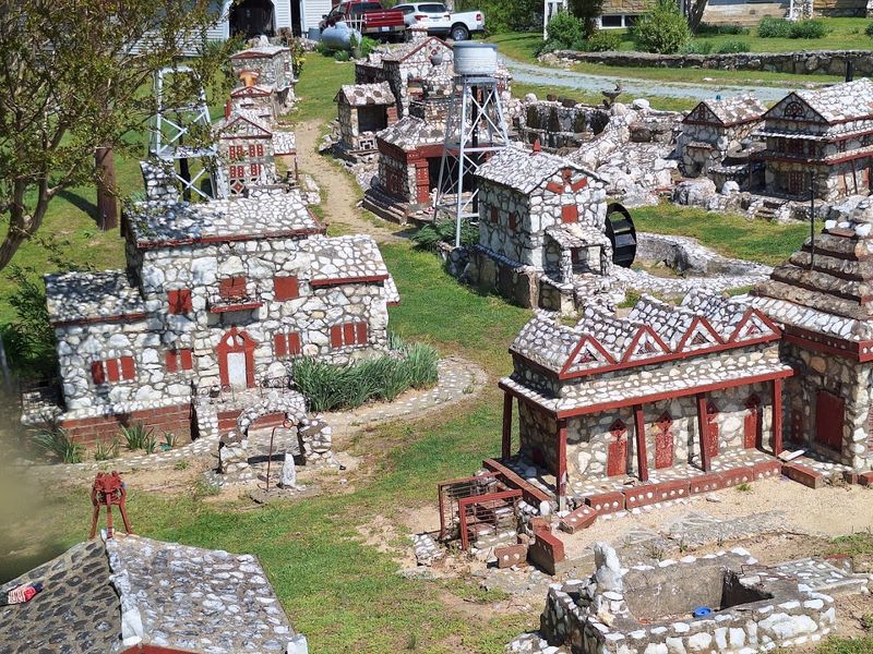 Shangri-La Stone Village Shangri-La Stone Village