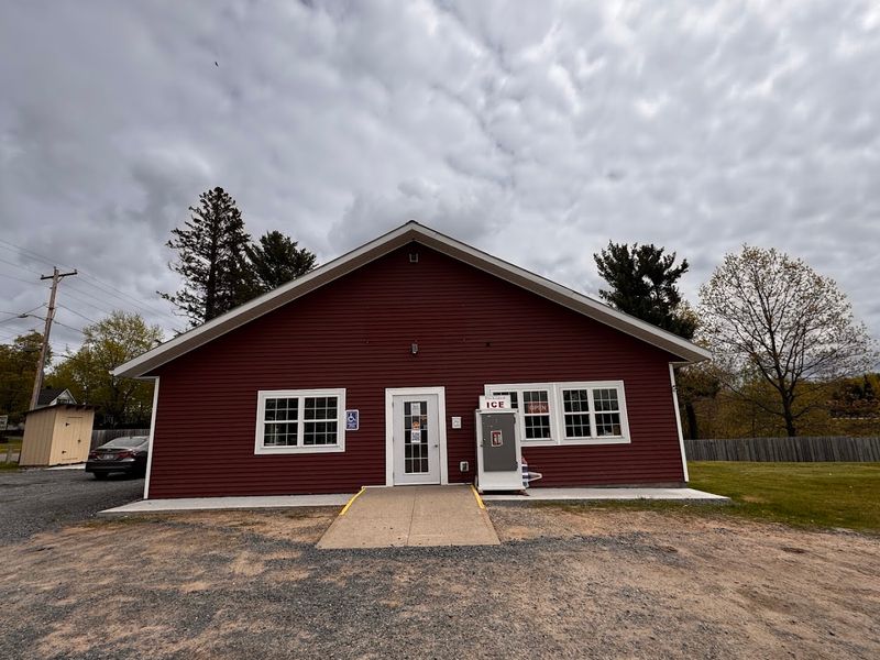 Silver River Bakery – L’Anse Silver River Bakery – L’Anse