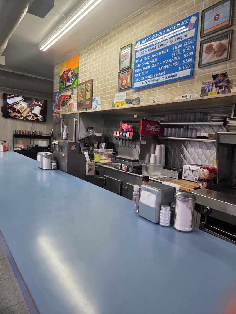 Since 1974, The Counter Has Become Part Of The Neighborhood Map