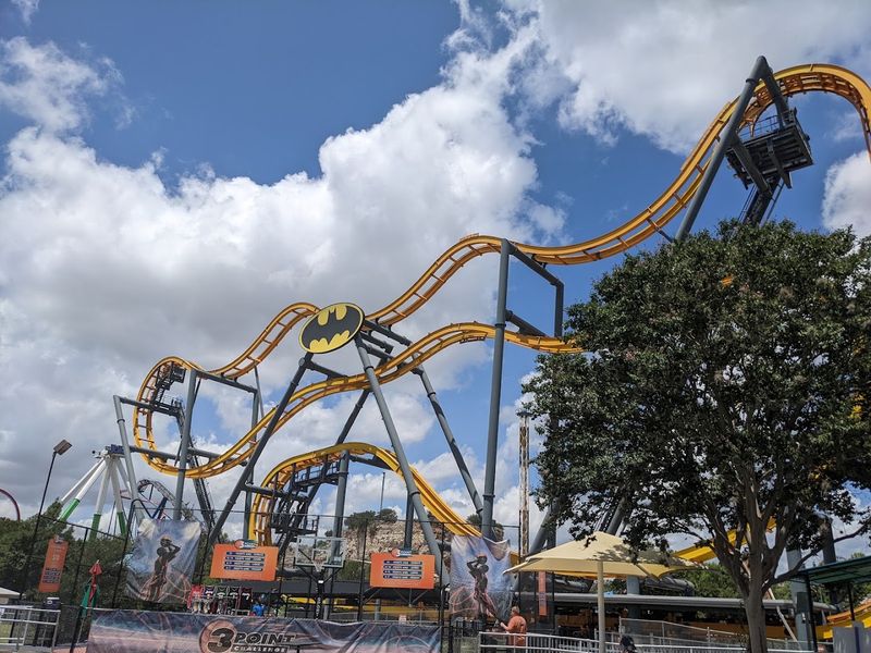 Six Flags Fiesta Texas (San Antonio) Six Flags Fiesta Texas (San Antonio)