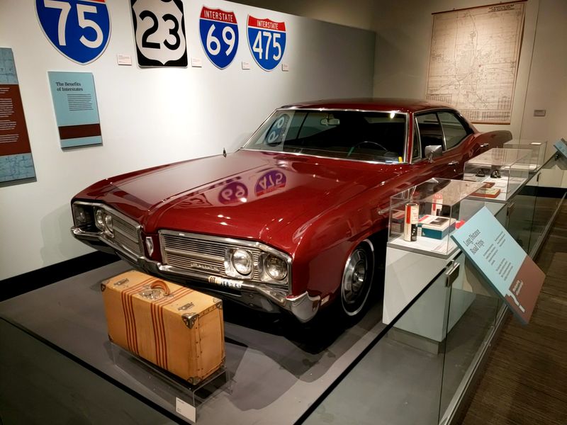 Sloan Museum of Discovery’s Durant Vehicle Gallery - Flint Sloan Museum of Discovery’s Durant Vehicle Gallery - Flint