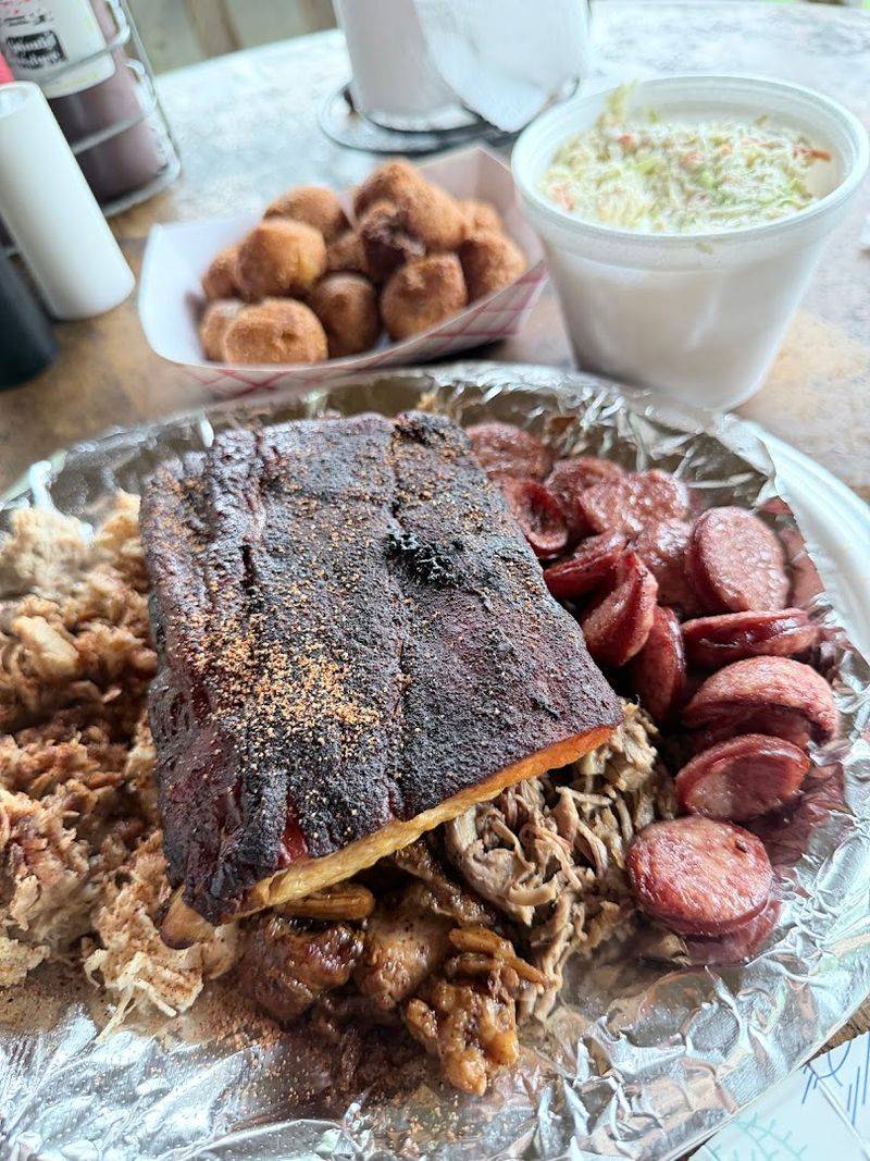 Slow-Smoked Meats Are the Heart of the Menu Slow-Smoked Meats Are the Heart of the Menu