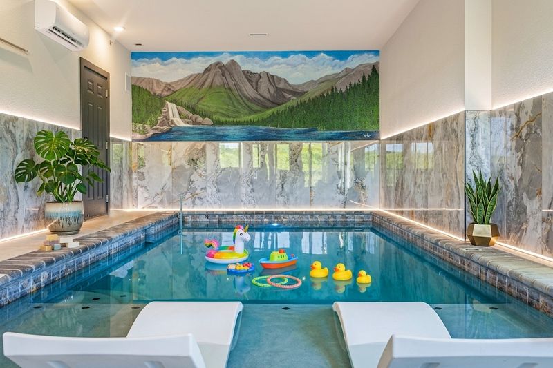 Smith Creek Resort – 5BR Cabin With Indoor Pool & Lazy River Access – Sevierville