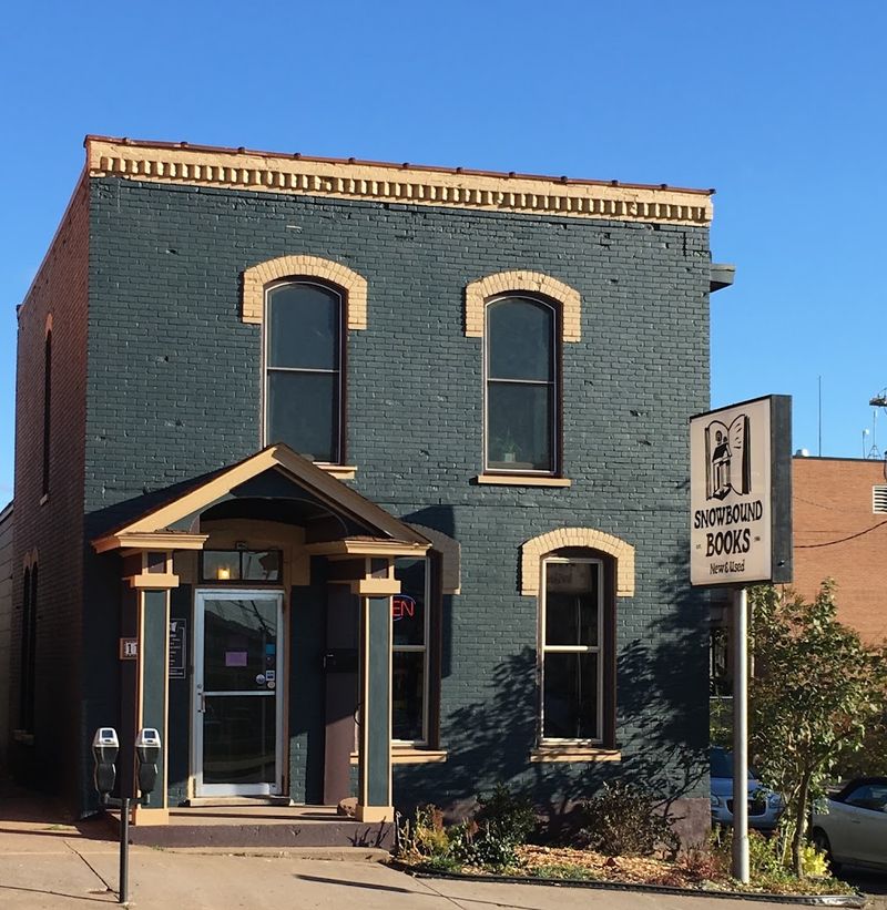 Snowbound Books — Marquette