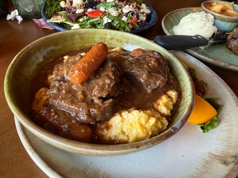 Southern Comfort Food Takes Center Stage Southern Comfort Food Takes Center Stage