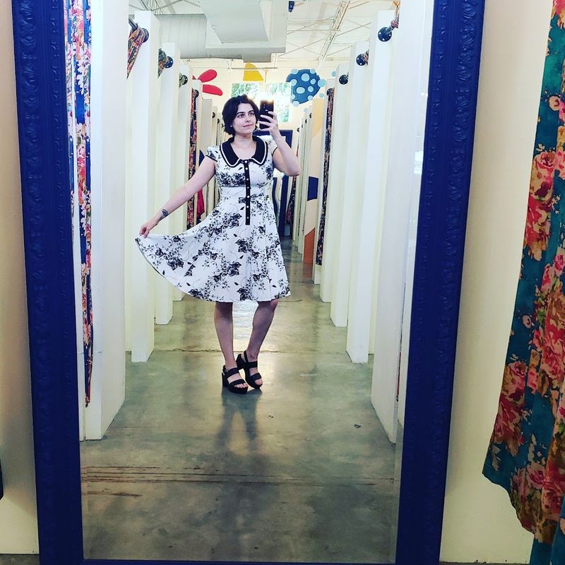 Spacious Fitting Rooms with Fun Vintage Vibes Spacious Fitting Rooms with Fun Vintage Vibes