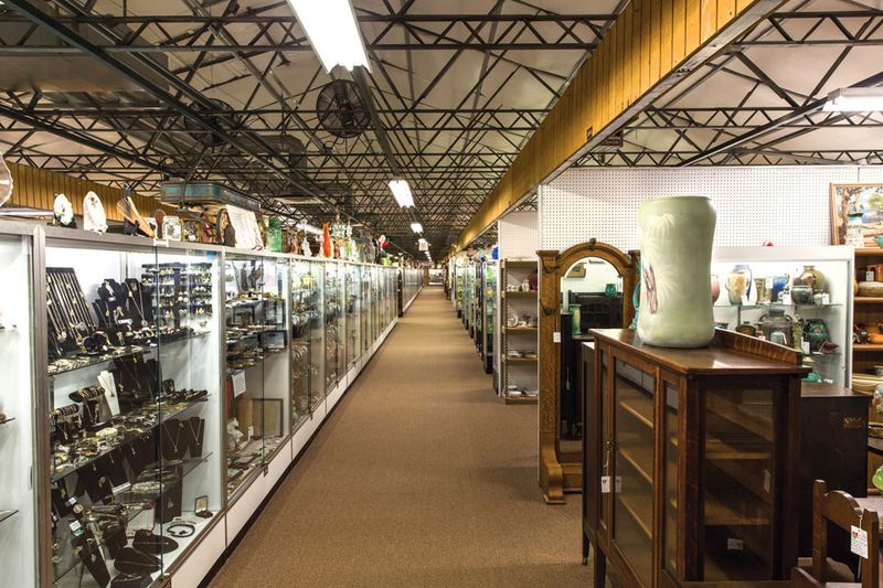 Springfield Antique Center, Springfield, OH