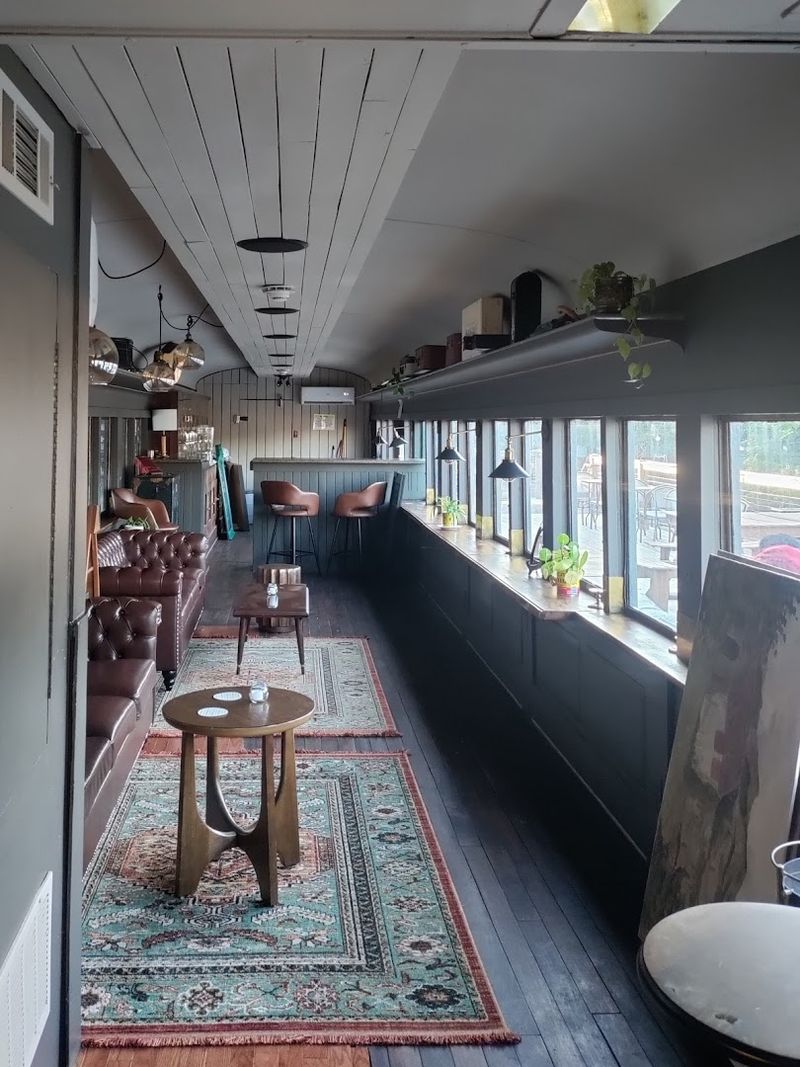 Stay Overnight in a Railcar for the Full Choo Choo Experience Stay Overnight in a Railcar for the Full Choo Choo Experience