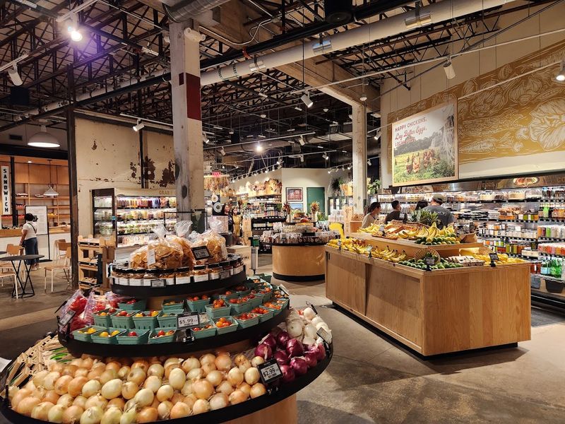 Stock Up on Specialty Groceries Stock Up on Specialty Groceries