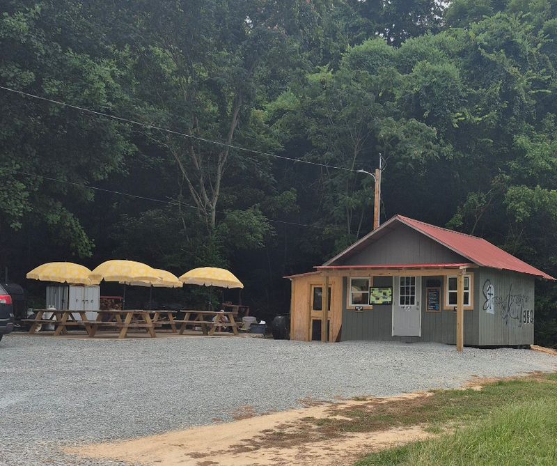 Stoney Lonesome BBQ — Hohenwald Stoney Lonesome BBQ — Hohenwald