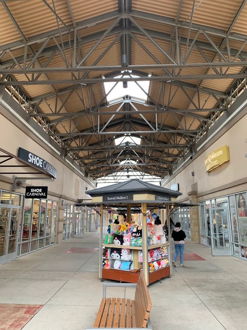 Strategic Shopping For Maximum Savings Strategic Shopping For Maximum Savings